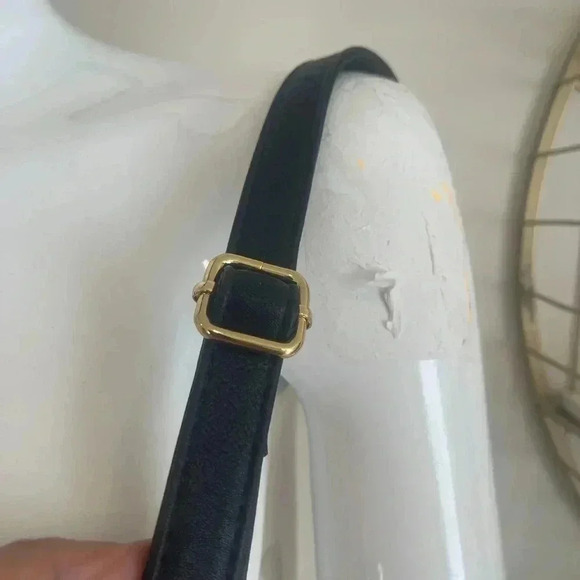 Emma Fox Bags. Emma Fox
Crossbody Handbag band new with tags pri - Picture 6 of 16